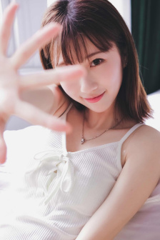 女子高生の腰つき