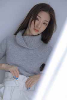 婬荡的寡妇播放